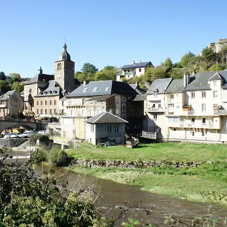 Chateau Ricard Aparthotel