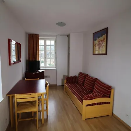 Chateau Ricard Aparthotel